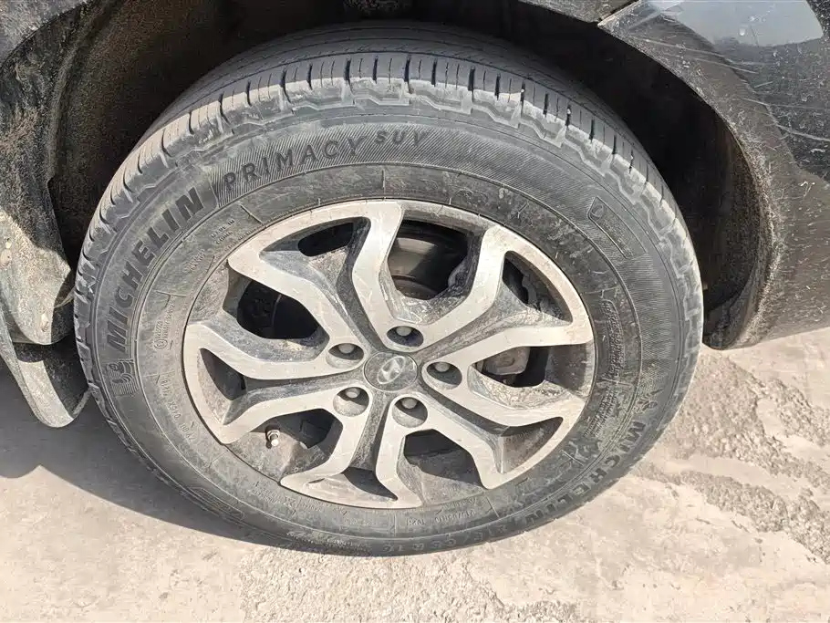 HYUNDAI TUCSON 2014