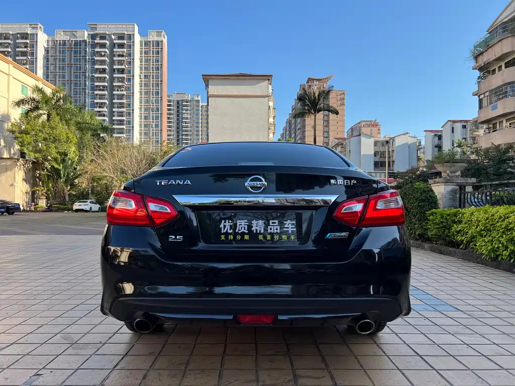 NISSAN TEANA 2018