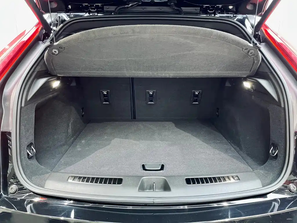 CADILLAC XT4 2020