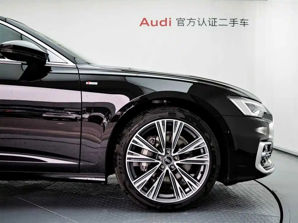 AUDI A6L 2025