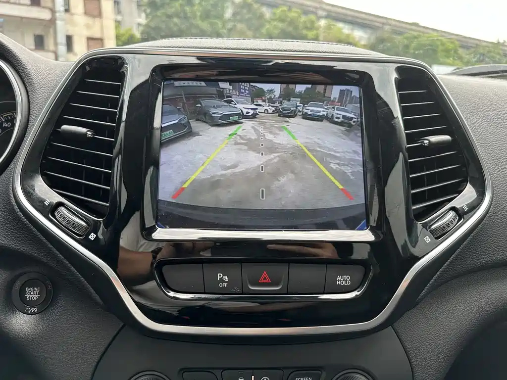 JEEP CHEROKEE 2020