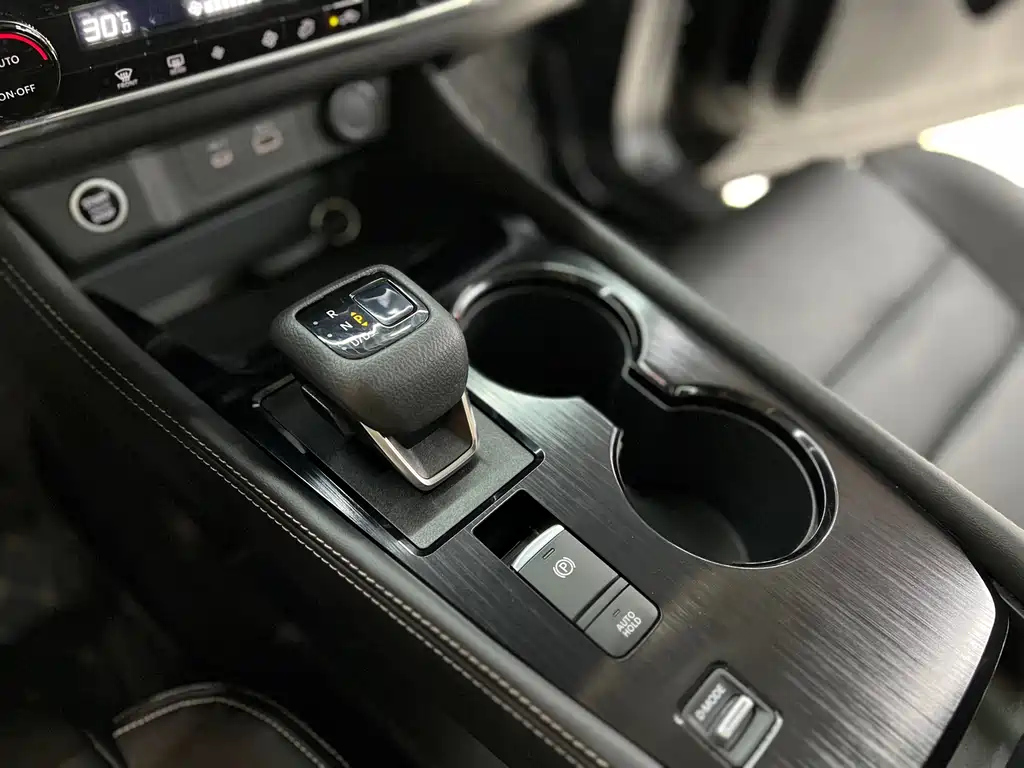 NISSAN X-TRAIL 2022