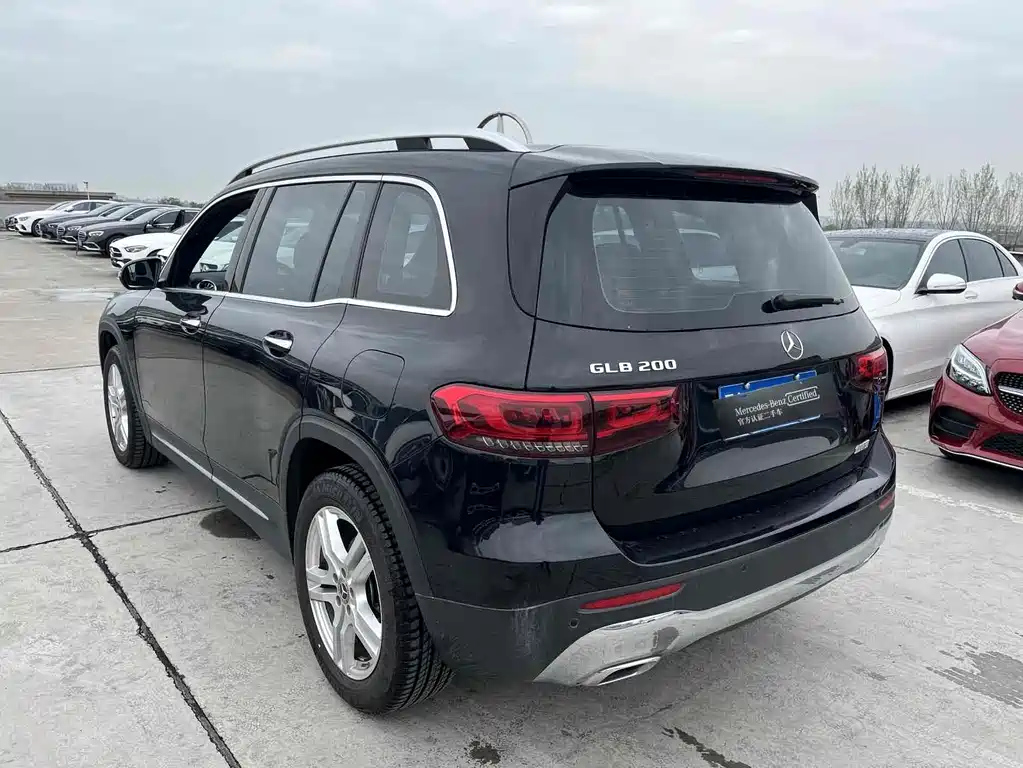 MERCEDES BENZ GLB 2022