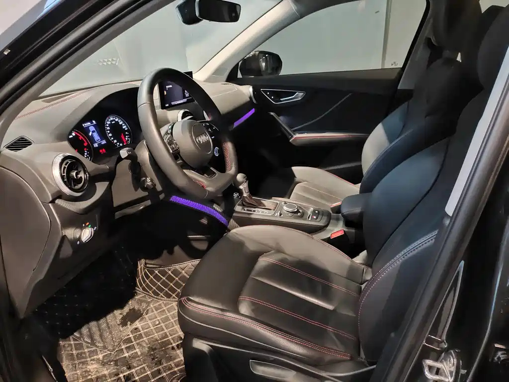 AUDI Q2L 2023