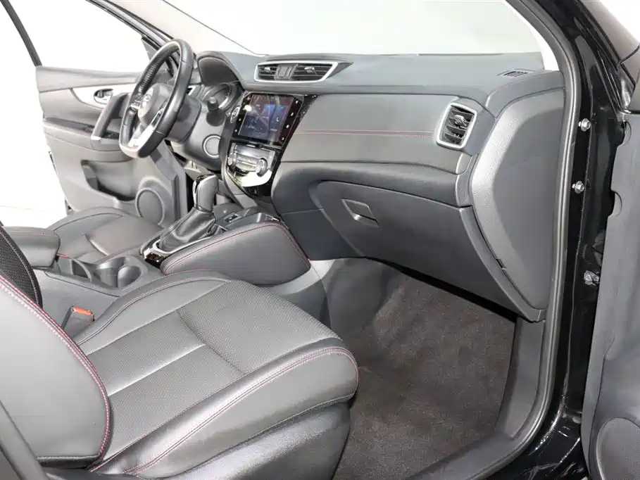 NISSAN QASHQAI 2022