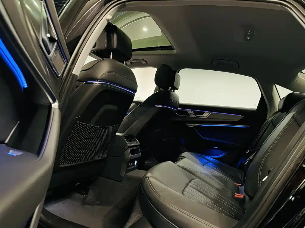 AUDI A6L 2021