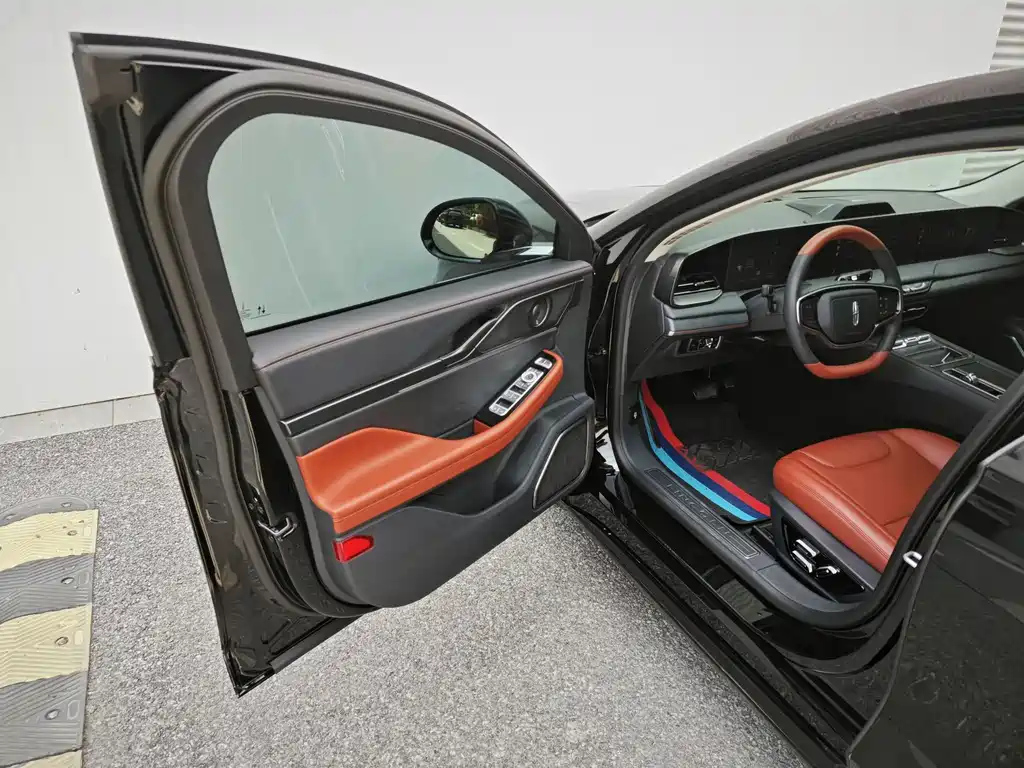 LINCOLN Z 2023