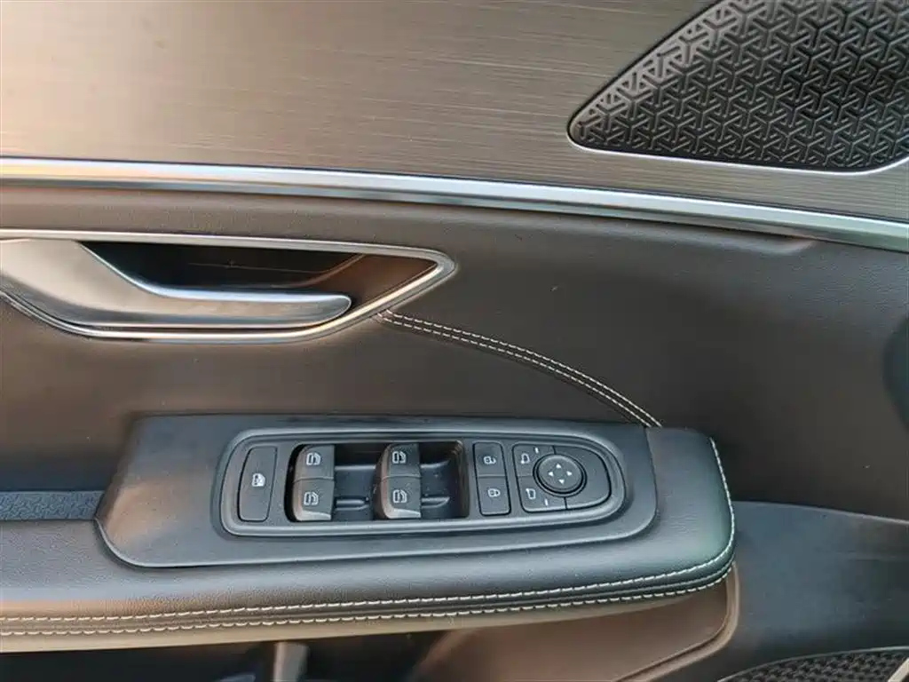 JETOUR X70 PLUS 2023
