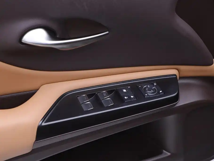 LEXUS ES 2021