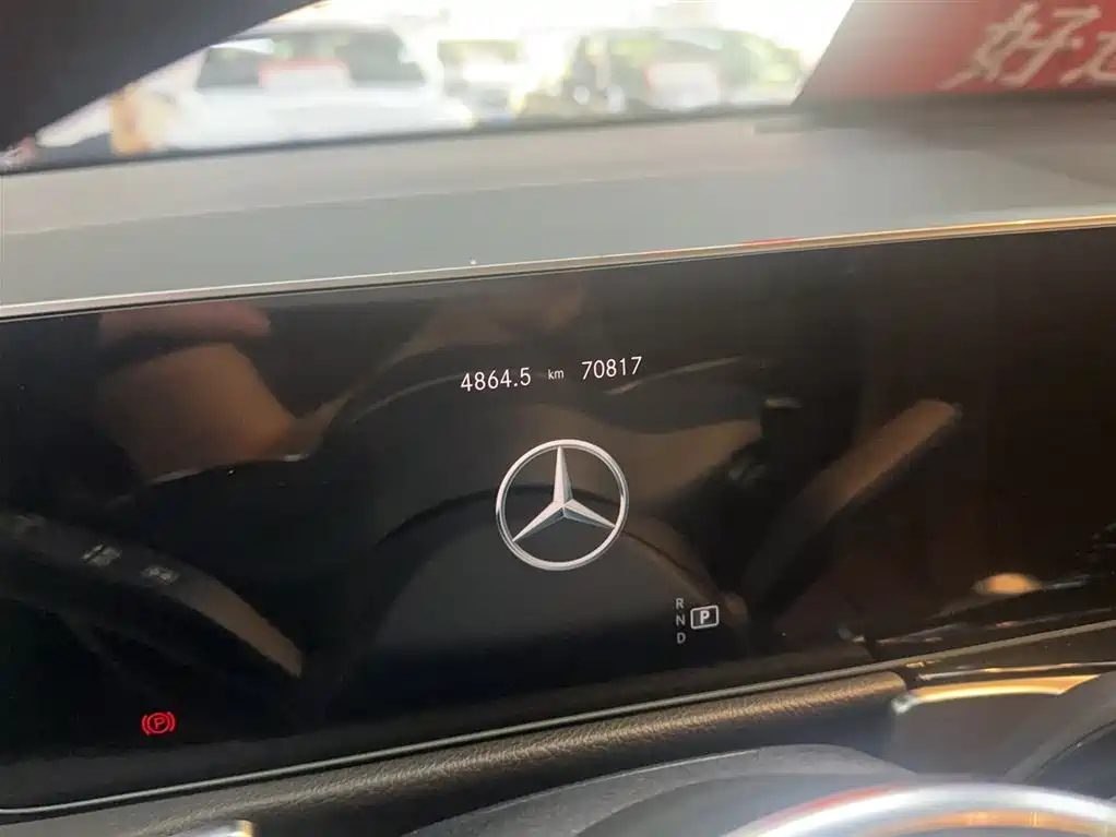 MERCEDES BENZ GLB 2020
