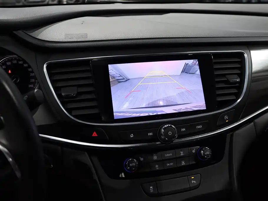 BUICK LACROSSE 2022