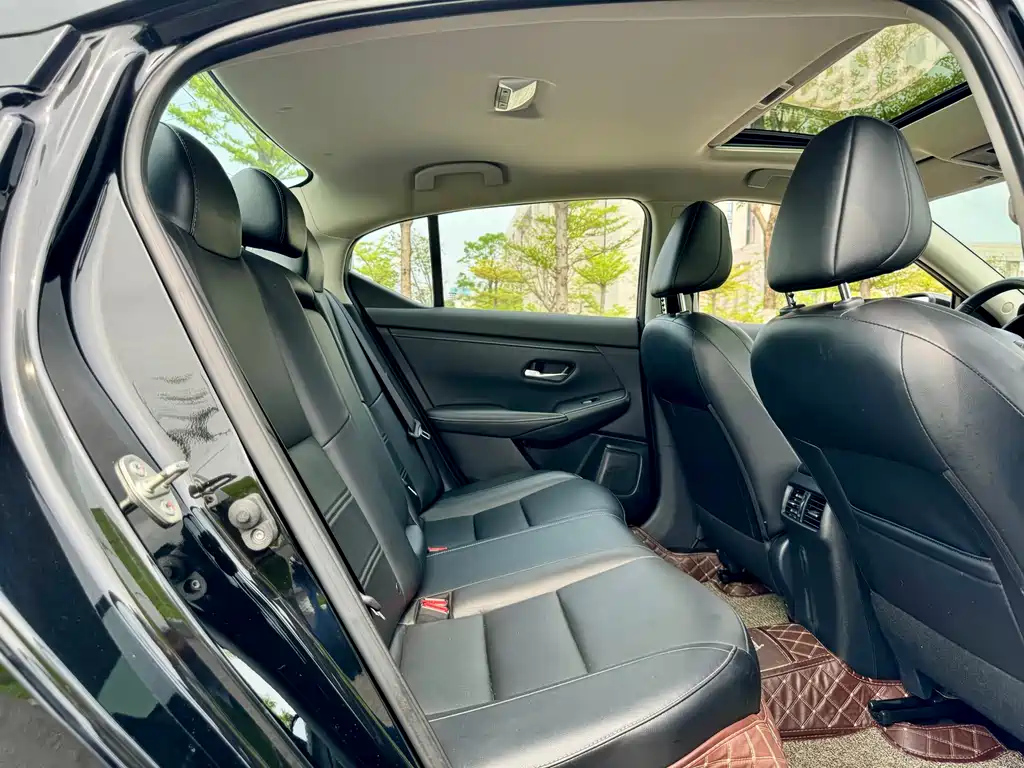 NISSAN SYLPHY 2021