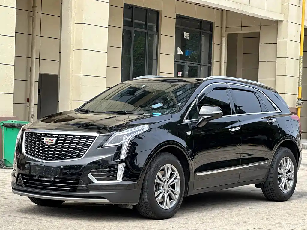 CADILLAC XT5 2021