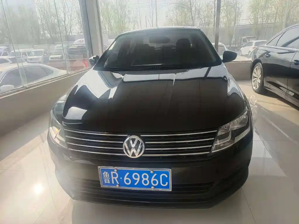 VOLKSWAGEN LAVIDA 2018