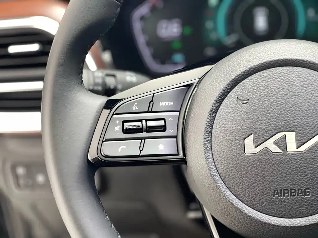 KIA SPORTAGE 2021