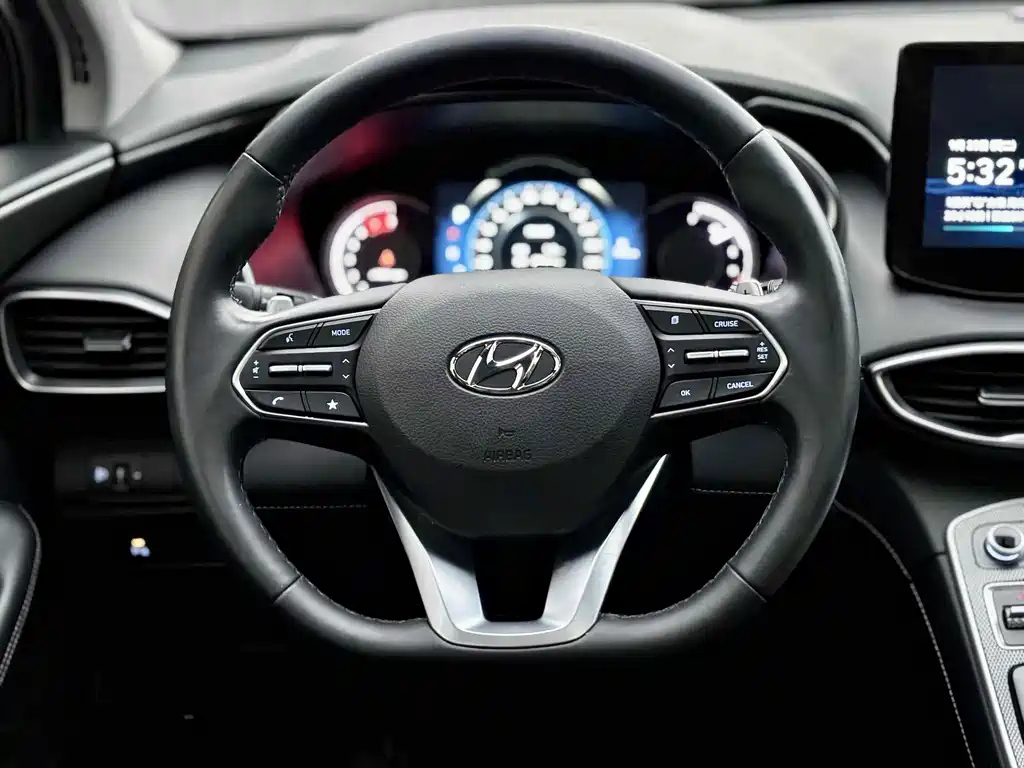 HYUNDAI SANTAFE 2023
