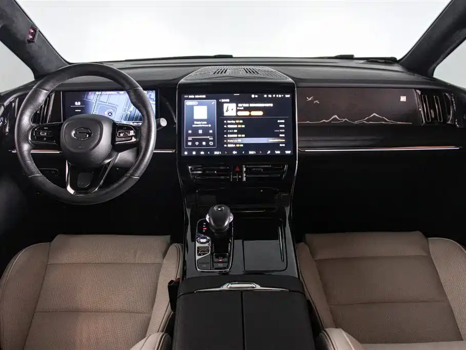 TRUMPCHI M8 2023