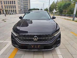 VOLKSWAGEN PASSAT 2023