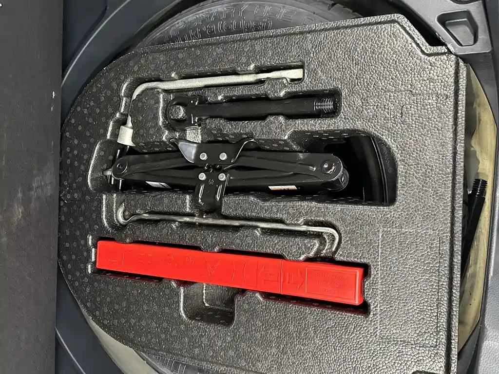 TOYOTA FRONTLANDER 2022