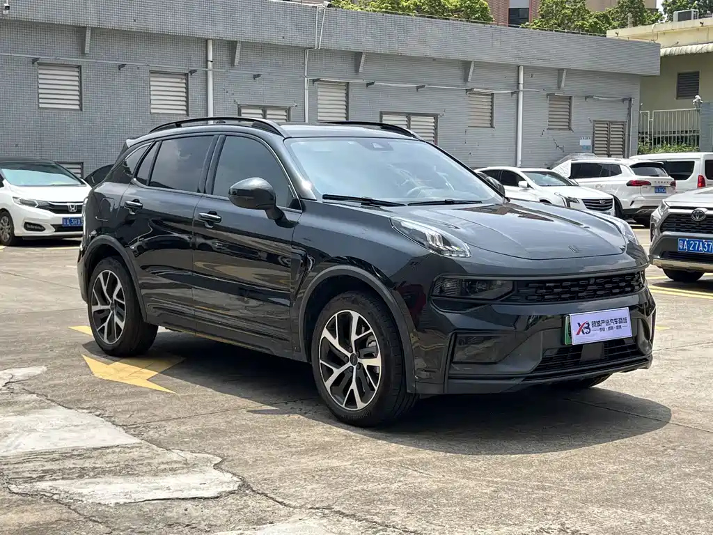 LYNK&CO 01 NEW ENERGY 2021