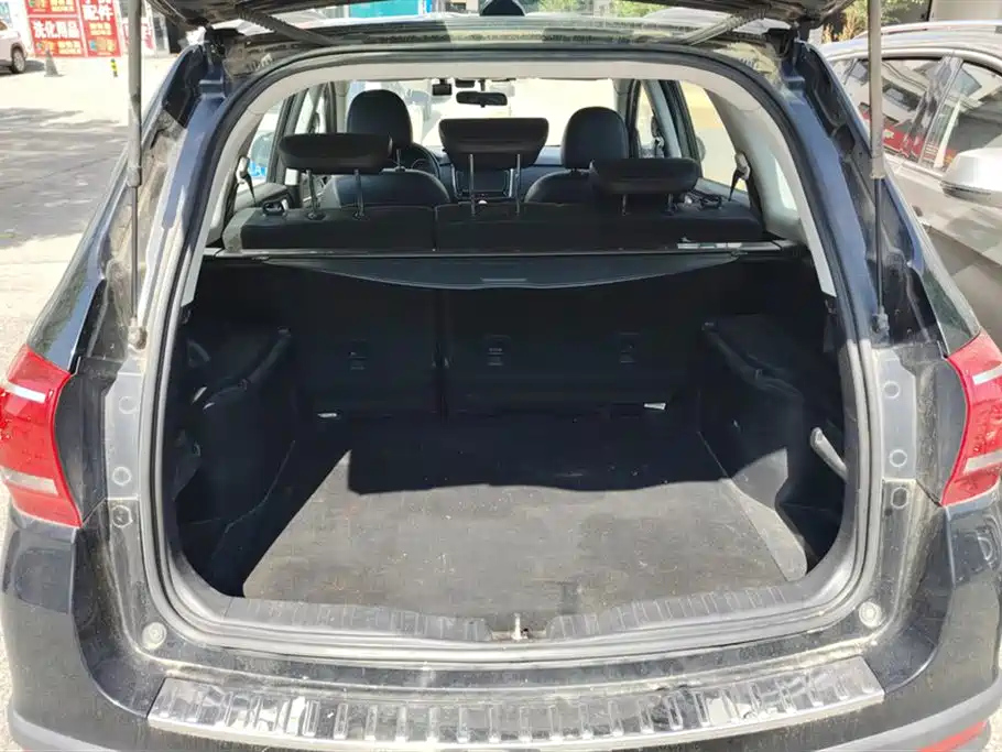 HAVAL H6 2015