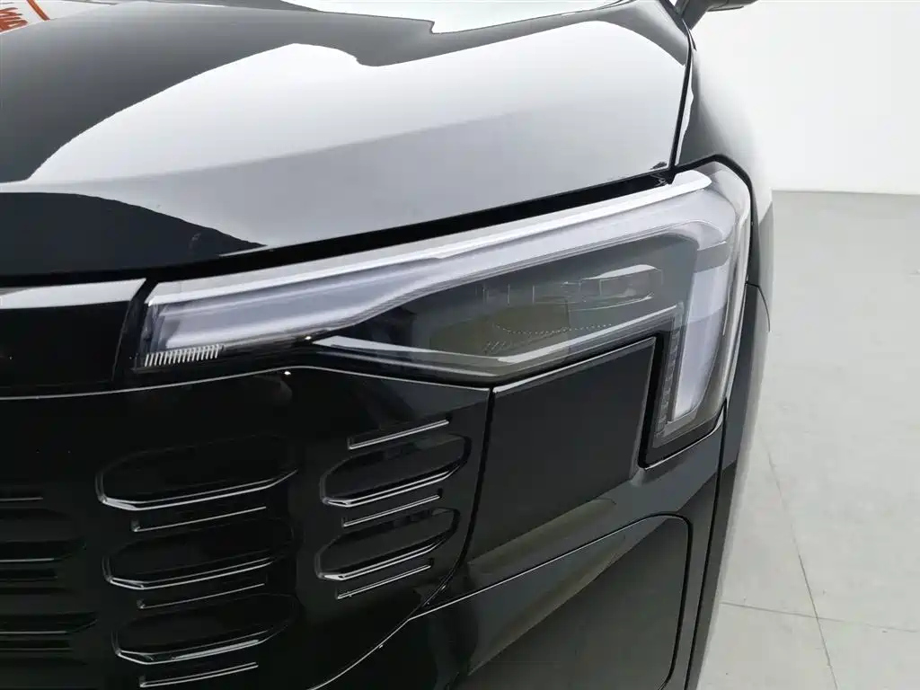 FORD EQUATOR SPORT 2025