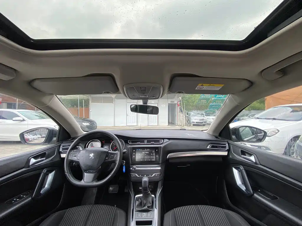 PEUGEOT 408 2014