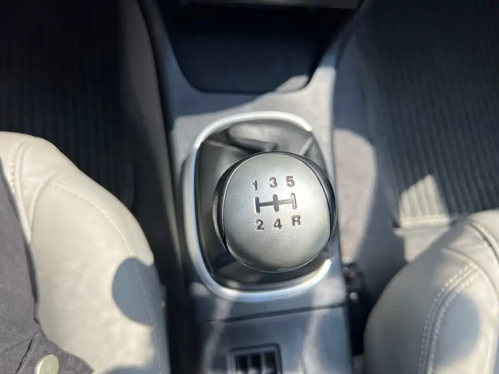 MITSUBISHI OTHER 2012