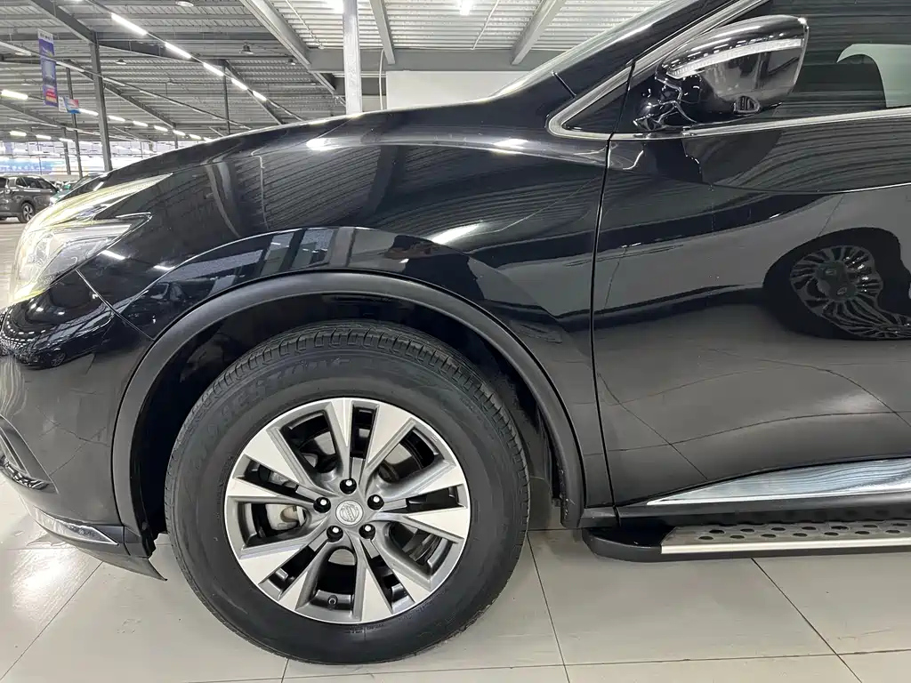 NISSAN MURANO 2019