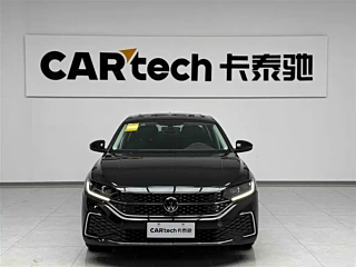 VOLKSWAGEN PASSAT  2025