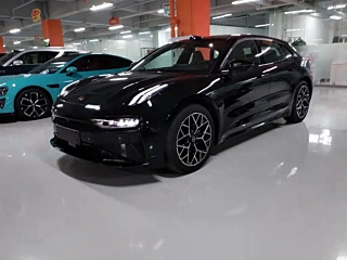 Заказать ZEEKR 001