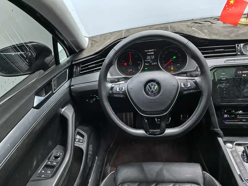 VOLKSWAGEN MAGOTAN GTE PLUG IN HYBRID 2021