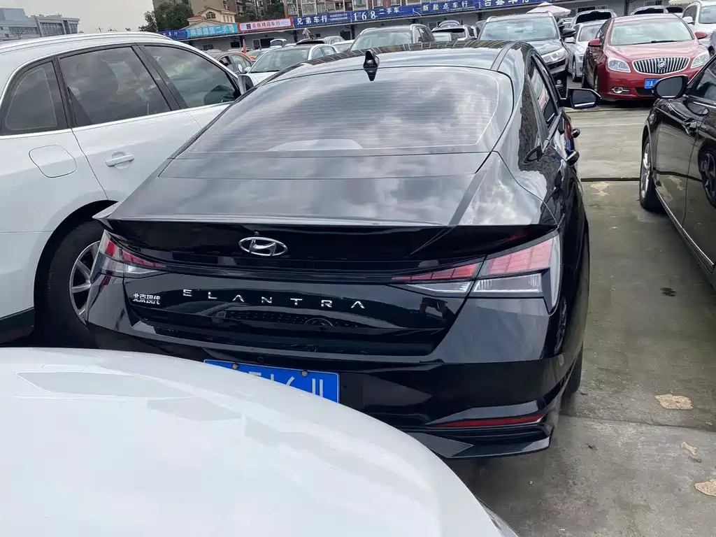 HYUNDAI ELANTRA 2021