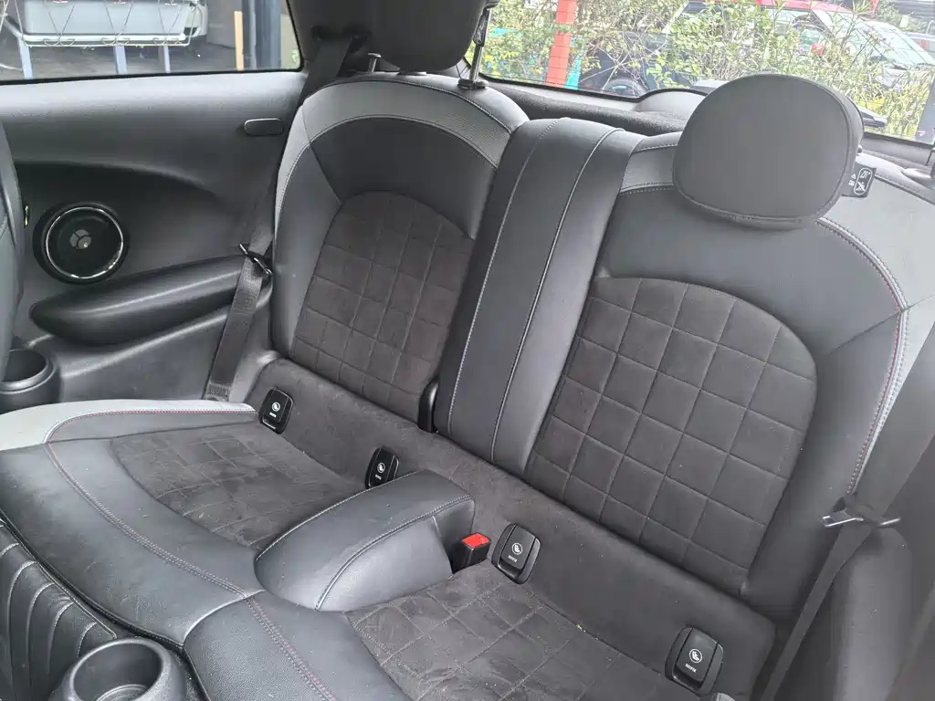 MINI JCW 2021