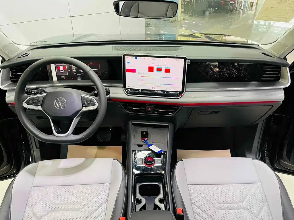 VOLKSWAGEN TAYRON 2025