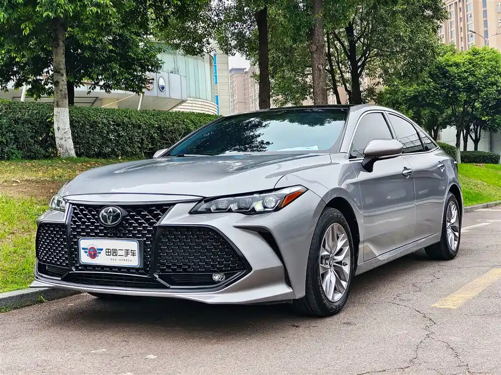 TOYOTA AVALON