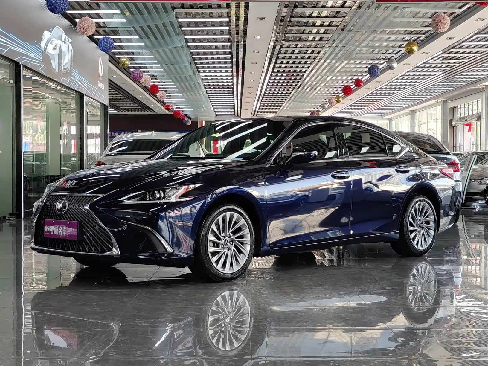 LEXUS ES