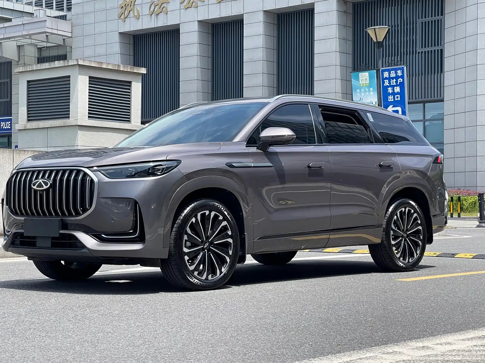 CHERY TIGGO 9