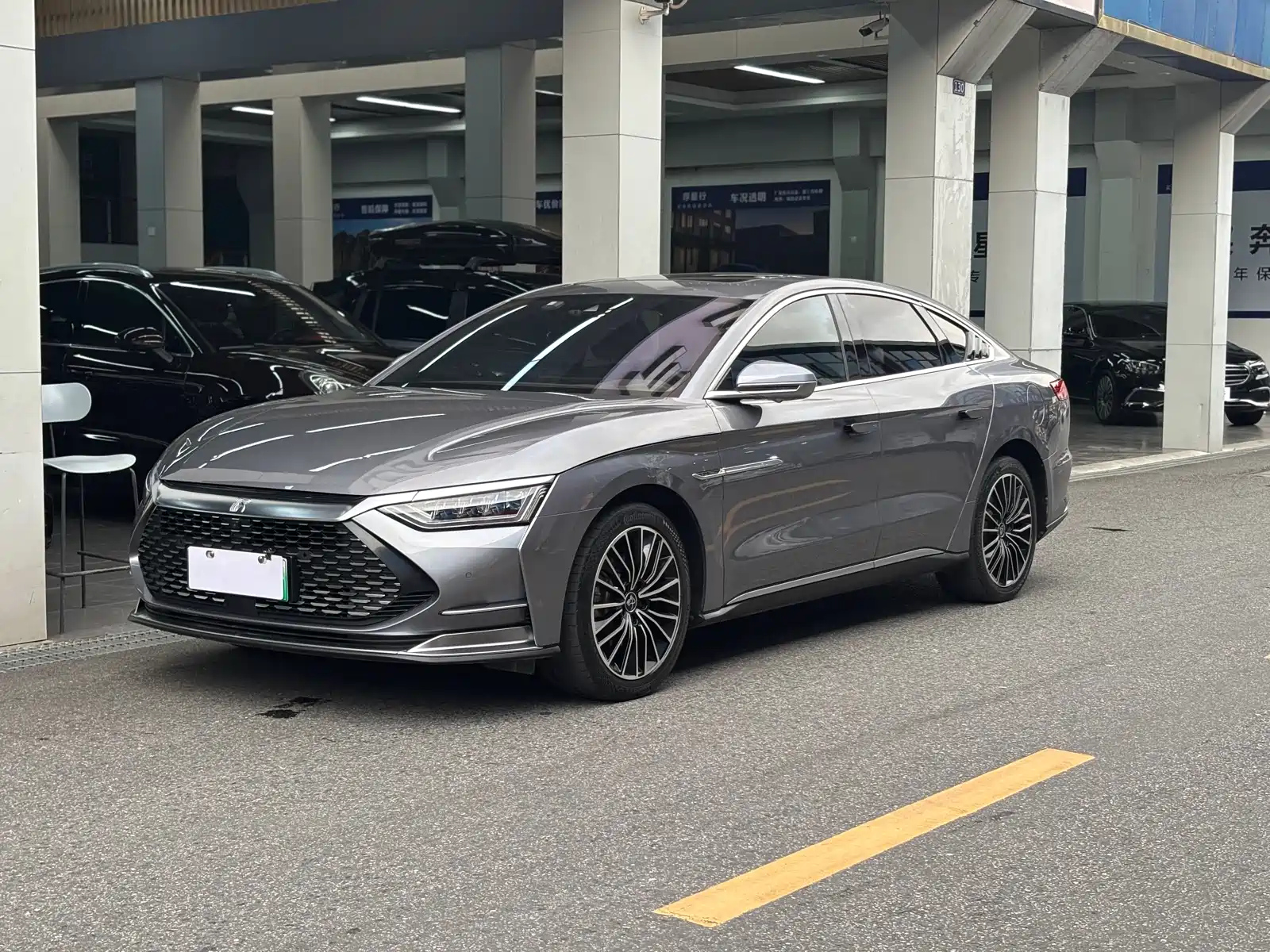 BYD HAN
