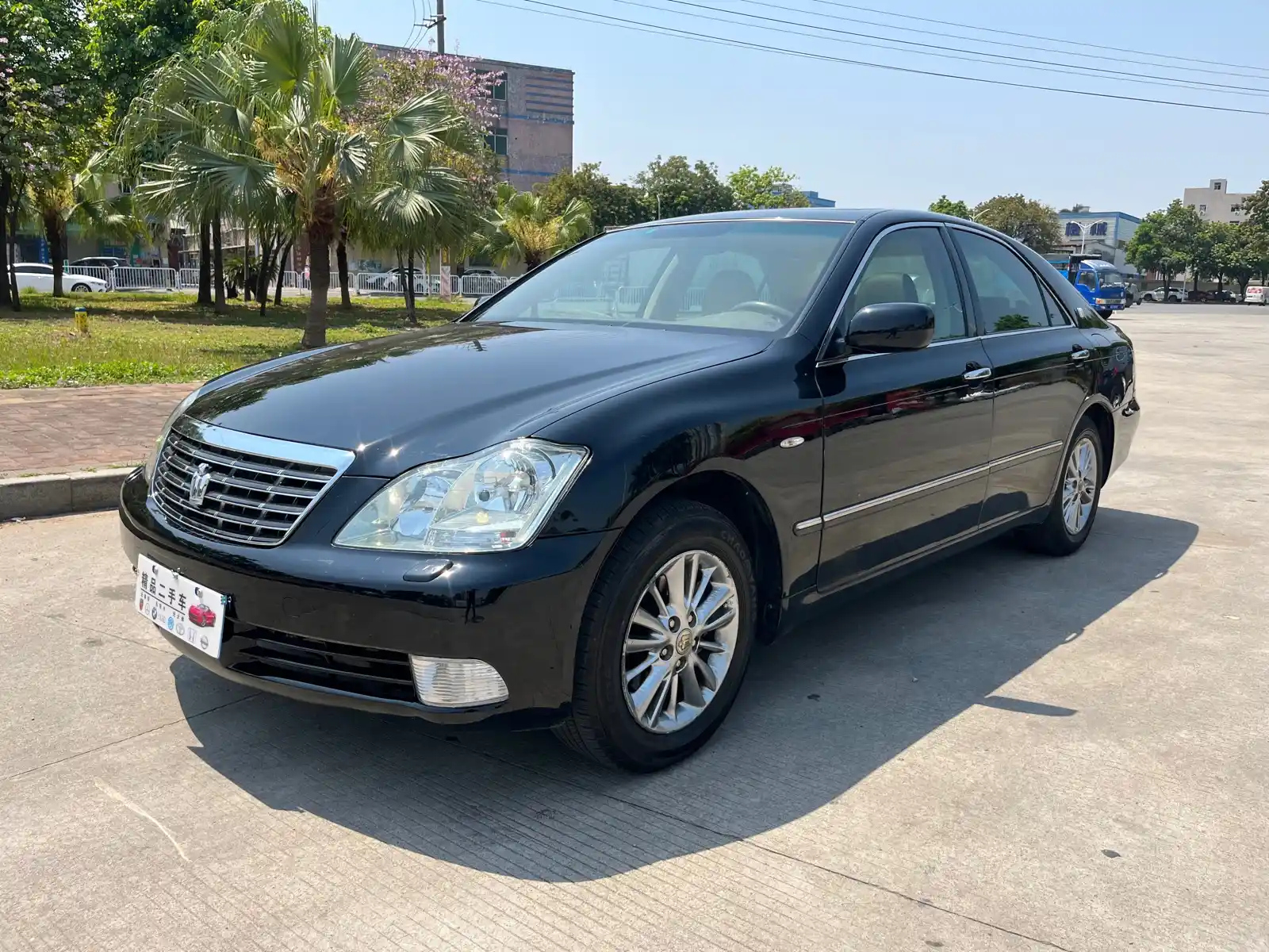 TOYOTA CROWN