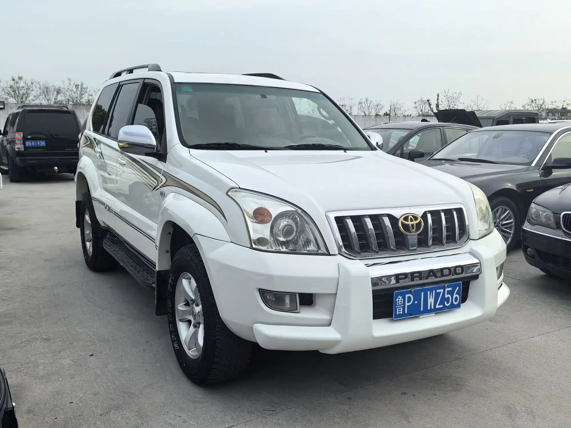 TOYOTA PRADO