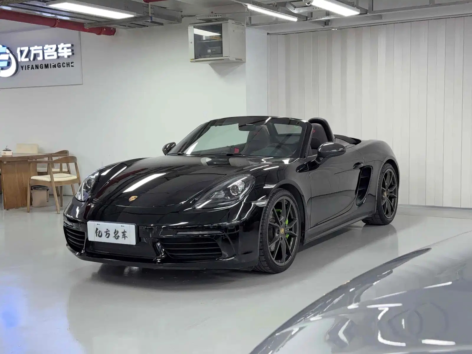 PORSCHE 718 2022
