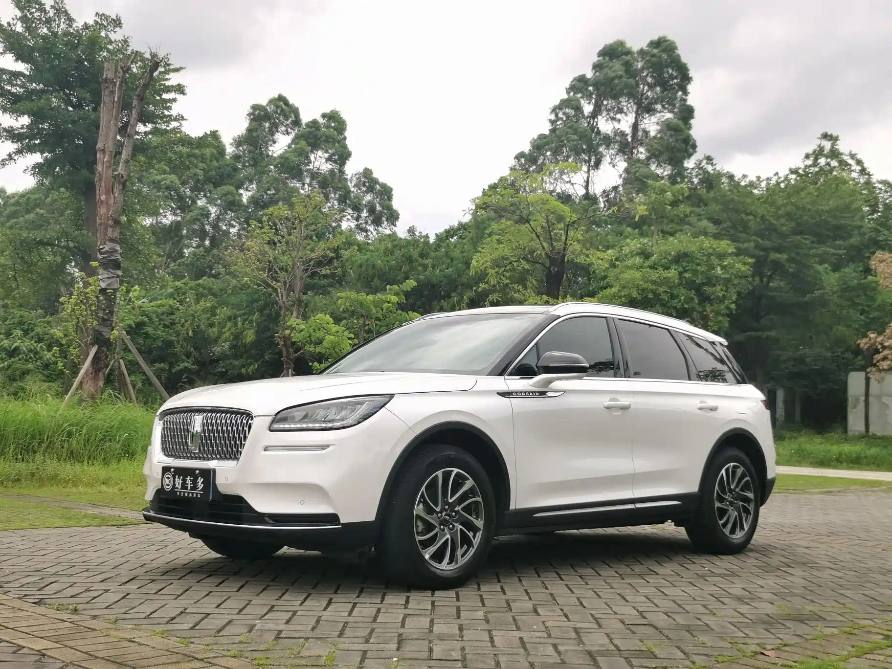 LINCOLN ADVENTURER 2022