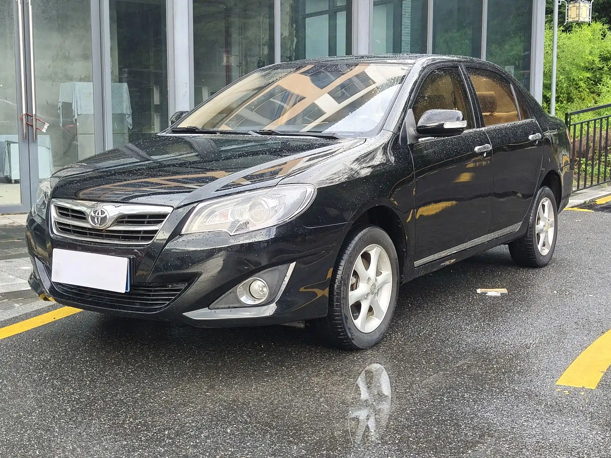 TOYOTA COROLLA 2013