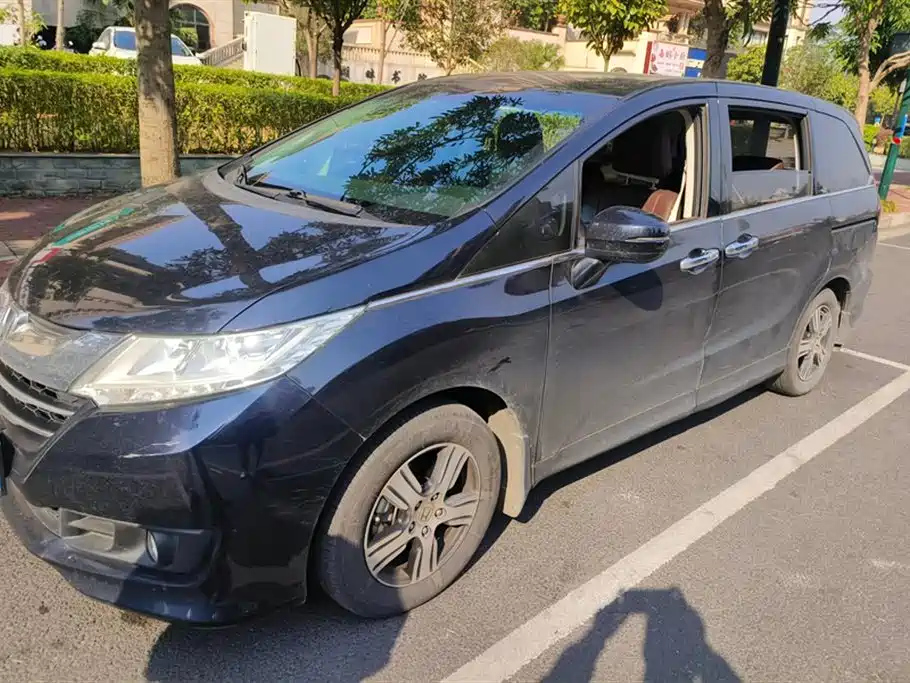 HONDA ODYSSEY 2015