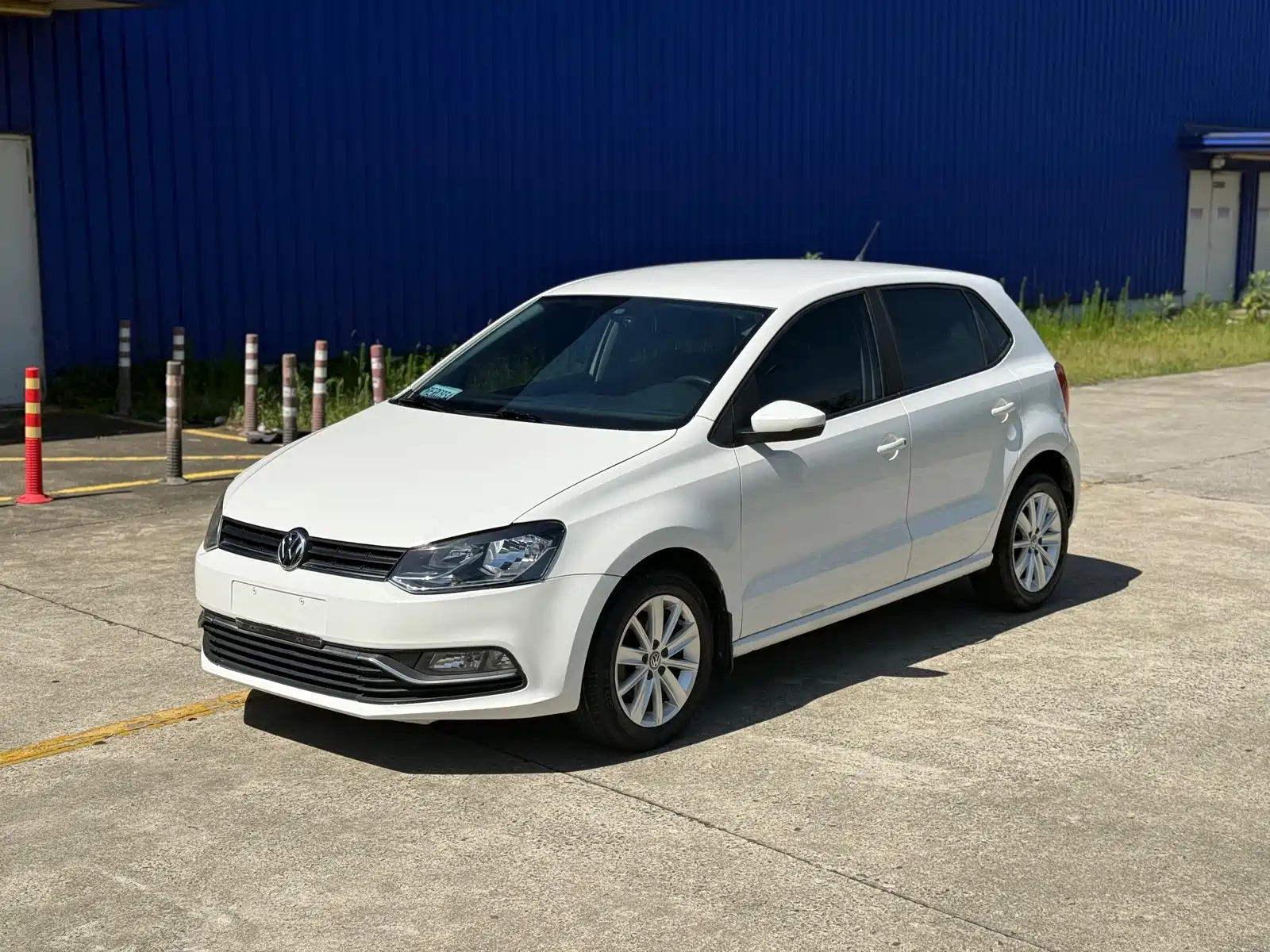 VOLKSWAGEN POLO 2014