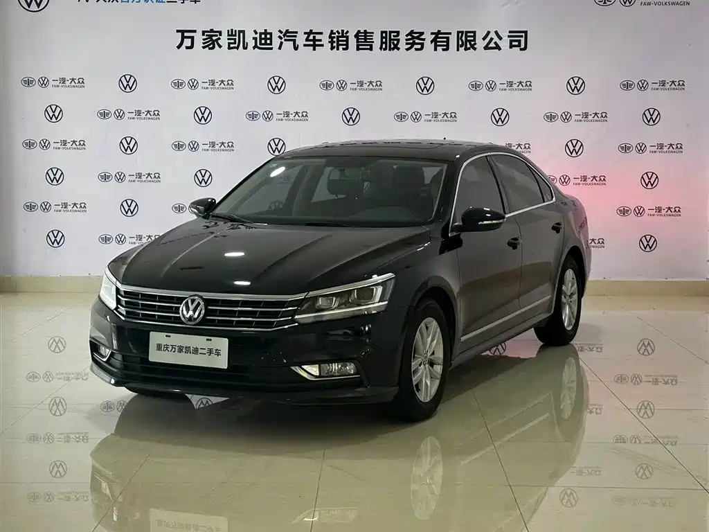 VOLKSWAGEN PASSAT 2015