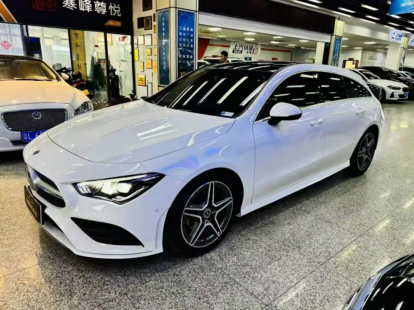MERCEDES BENZ CLA 2021