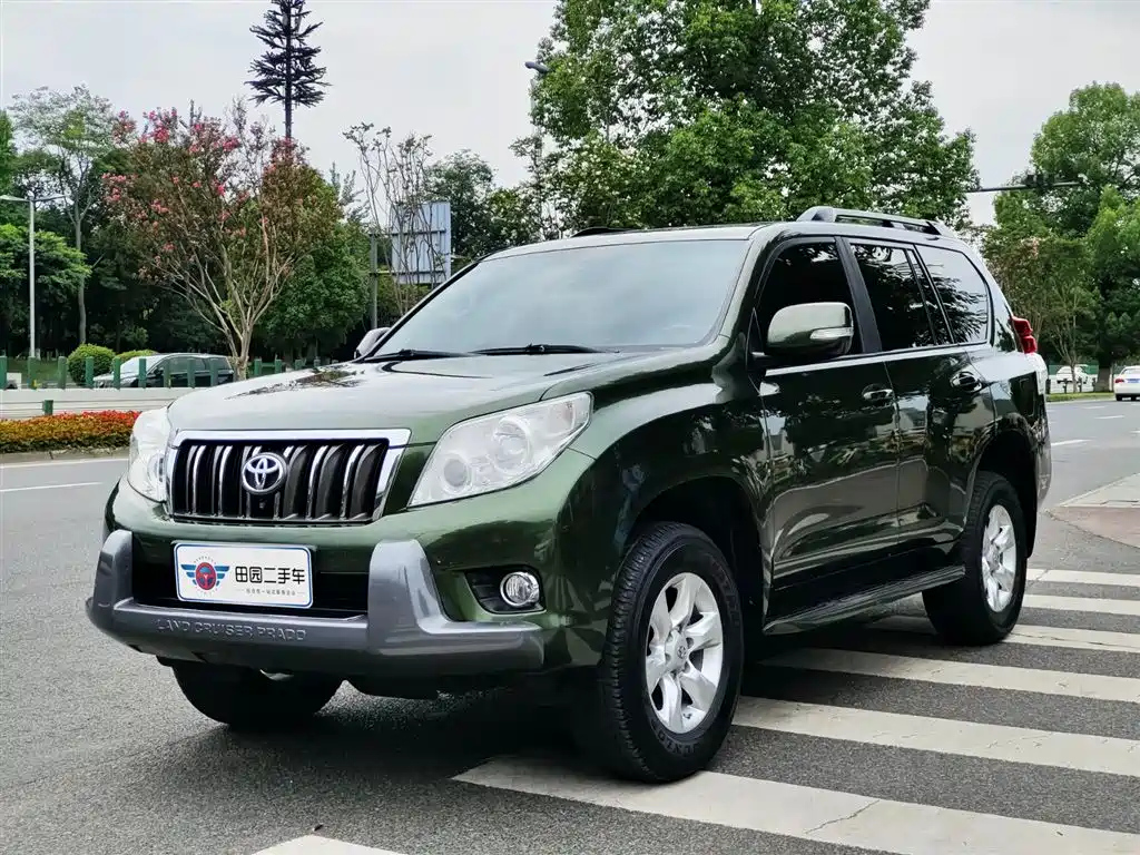 TOYOTA PRADO 2010