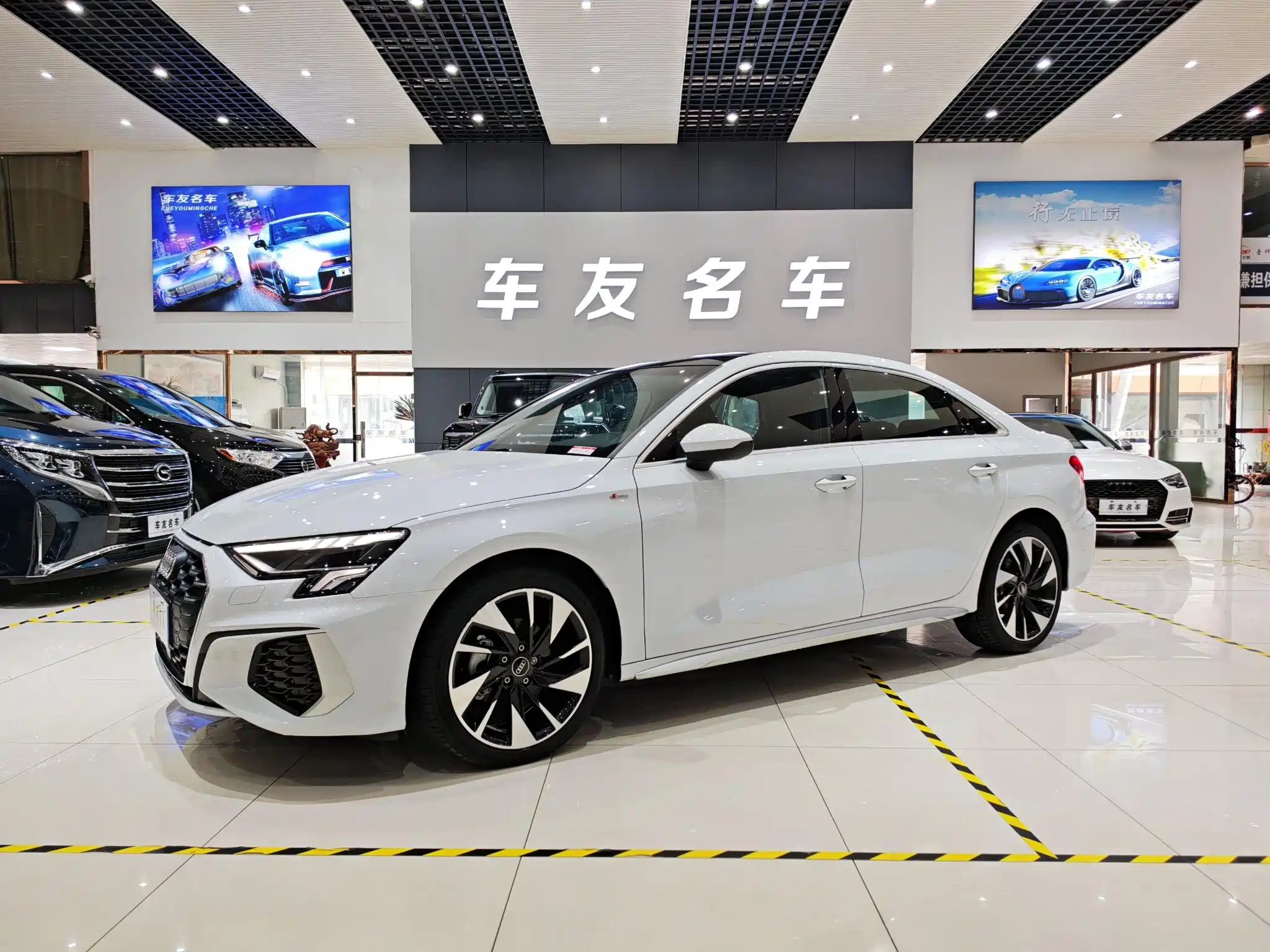 AUDI A3 2023